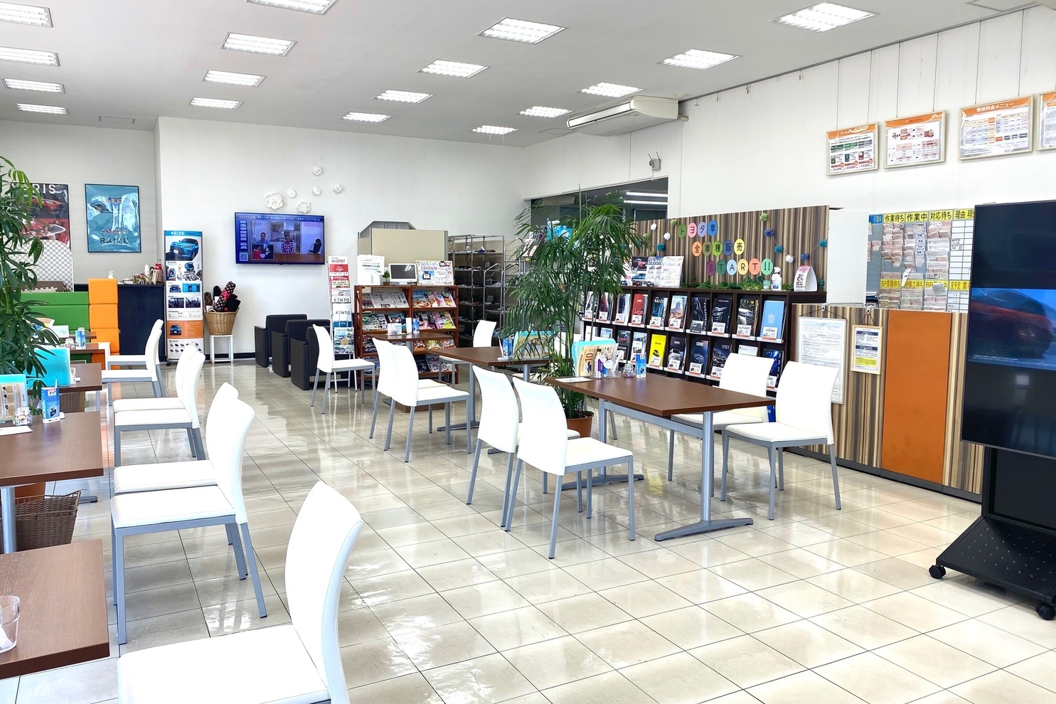 岩倉_3店内