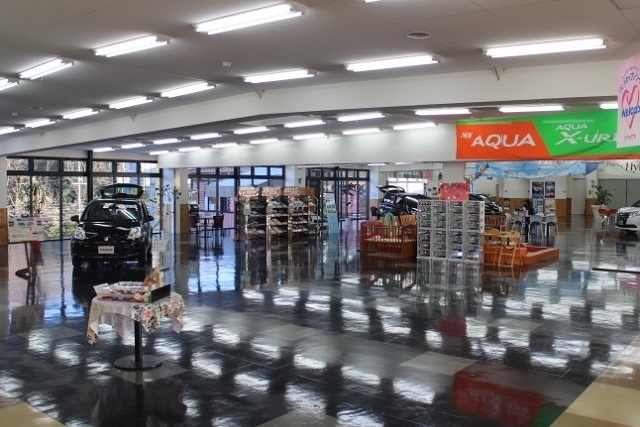 日進竹の山店