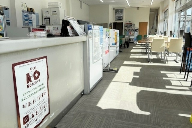 安城_店舗内観②